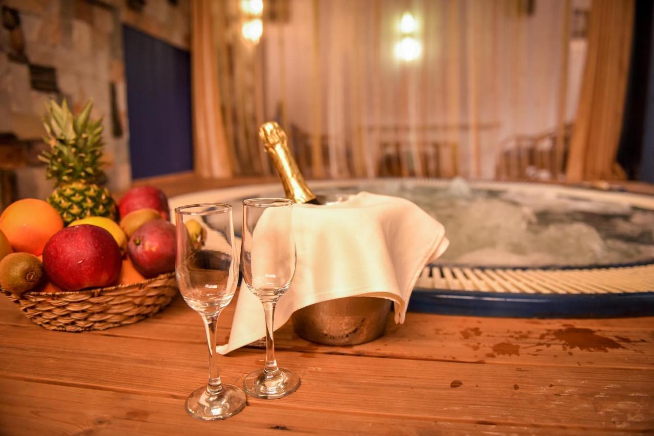 Hotel Iceberg Bansko Exterior photo