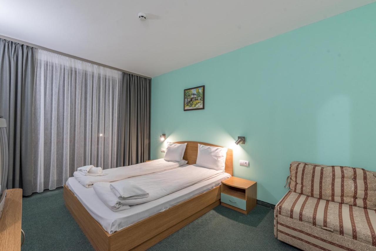 Hotel Iceberg Bansko Exterior photo